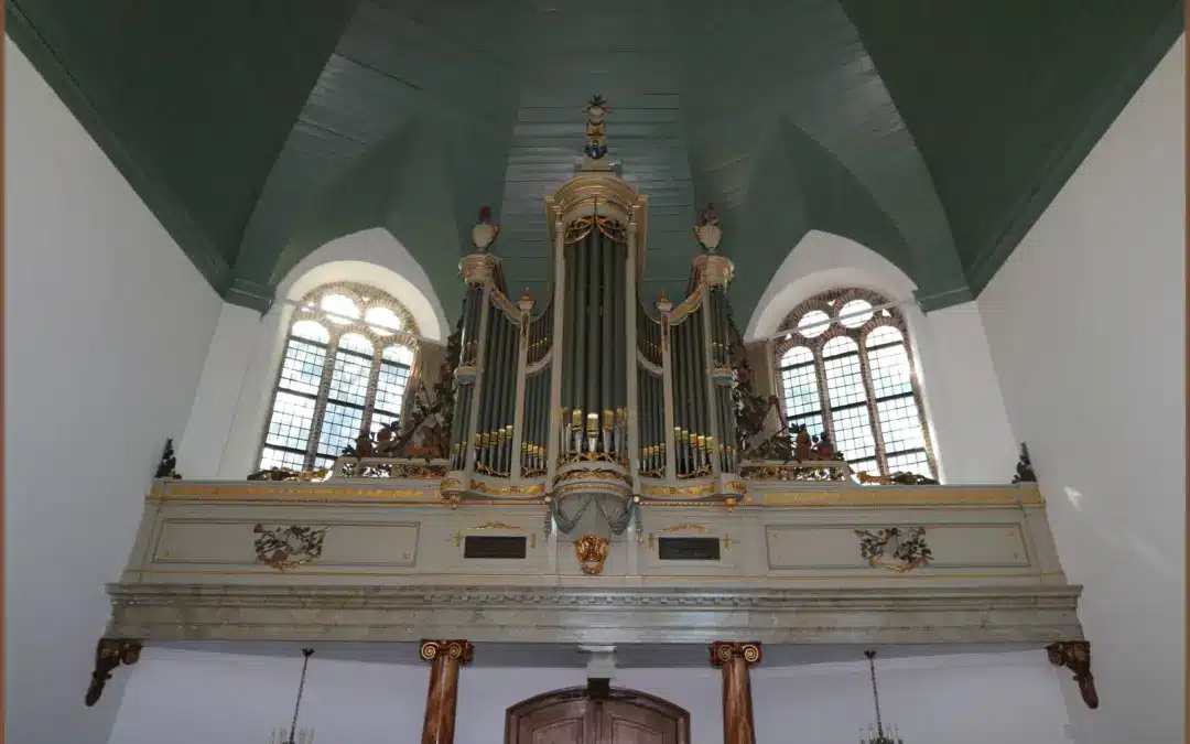 Het orgel in de Dorpskerk Woubrugge klinkt weer, na twee jaar restaureren